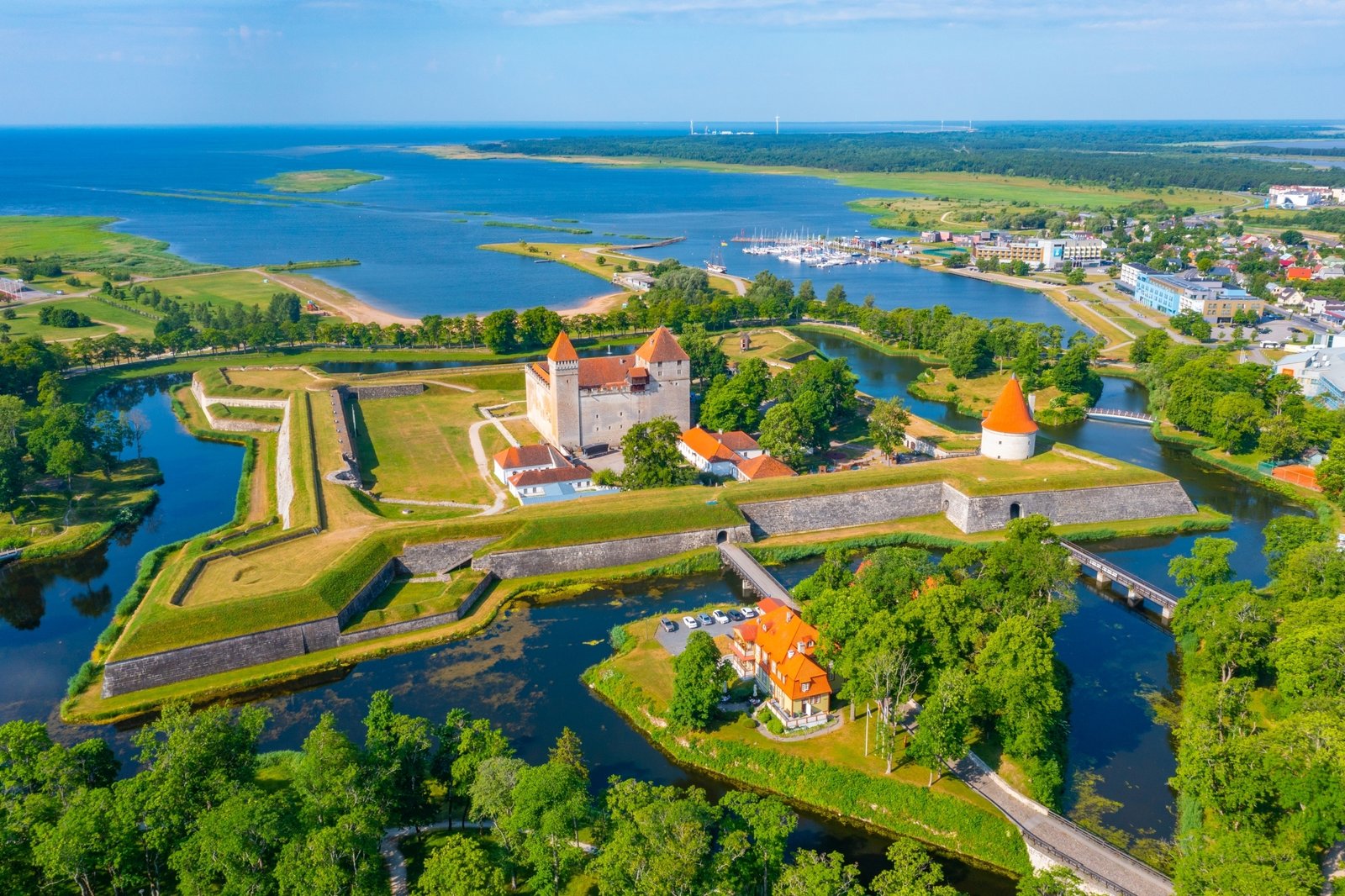 Begin your Estonia Journey by Simplifying your Visa Procedure